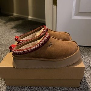 Ugg Tazz